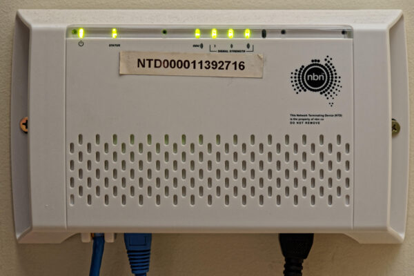 What Is a Fixed Wireless Access Box and How Does It Work