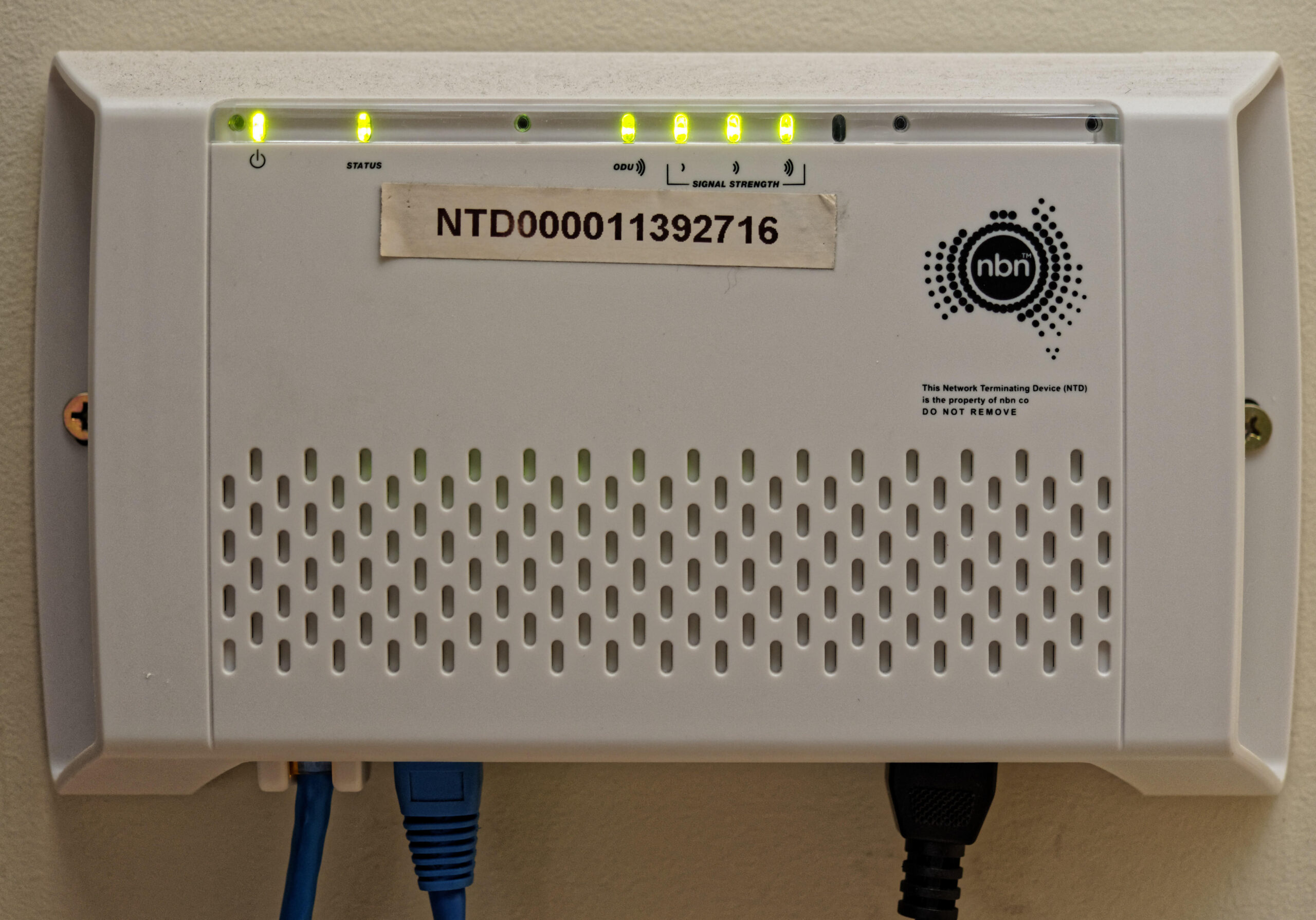 What Is a Fixed Wireless Access Box and How Does It Work